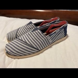 Toms - Men’s sized 10.5